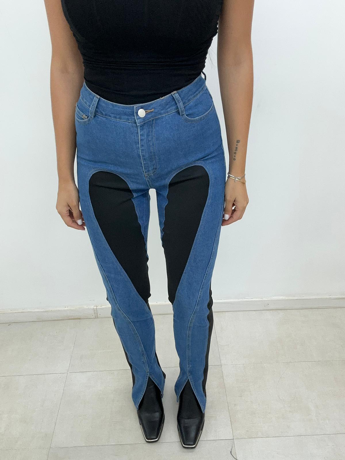Jeans Vita Alta Con Spacchetti Avanti