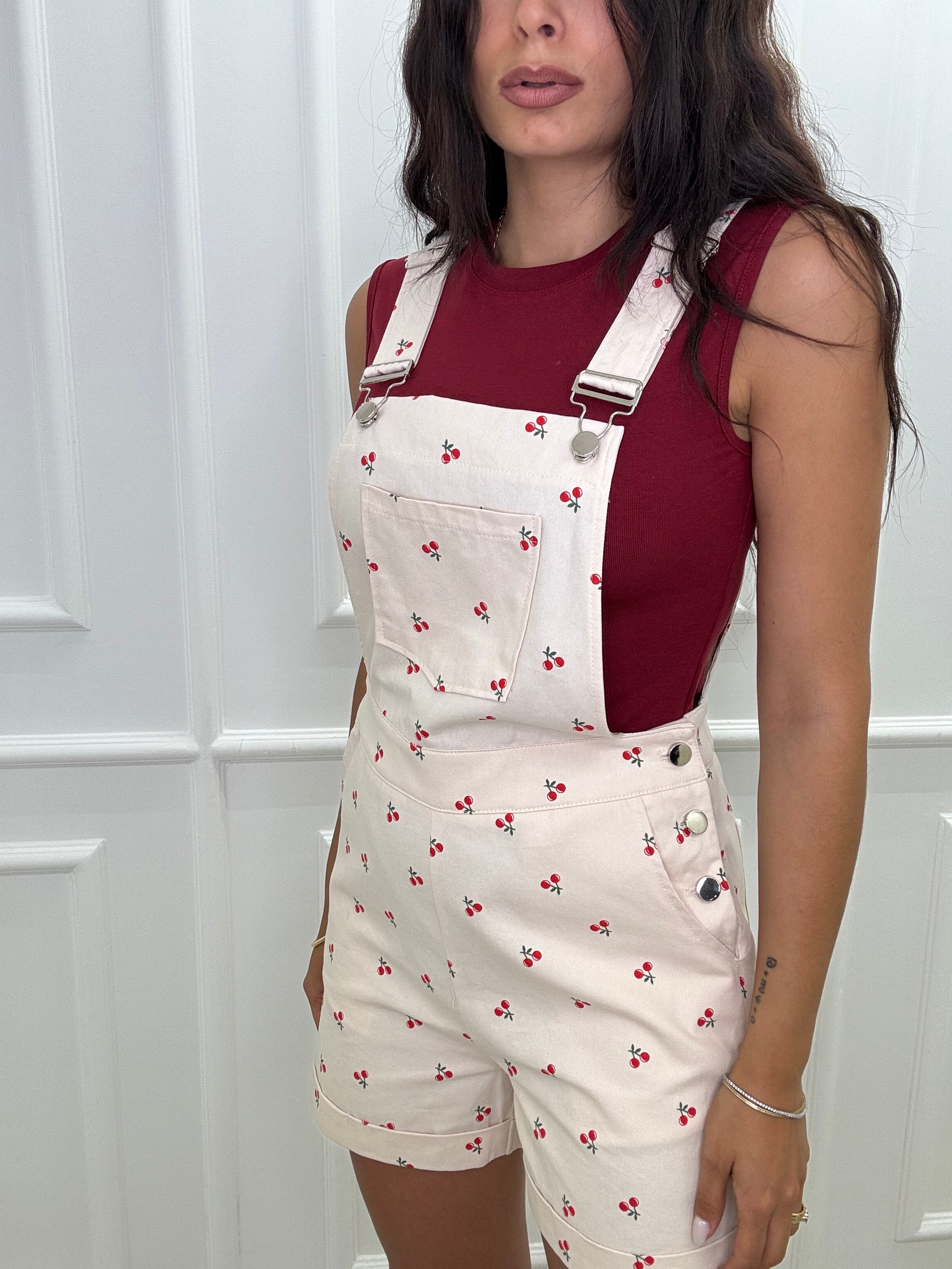 Salopette In Denim Con Ciliegie
