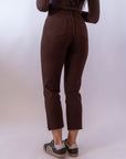 Jeans Mom Brown