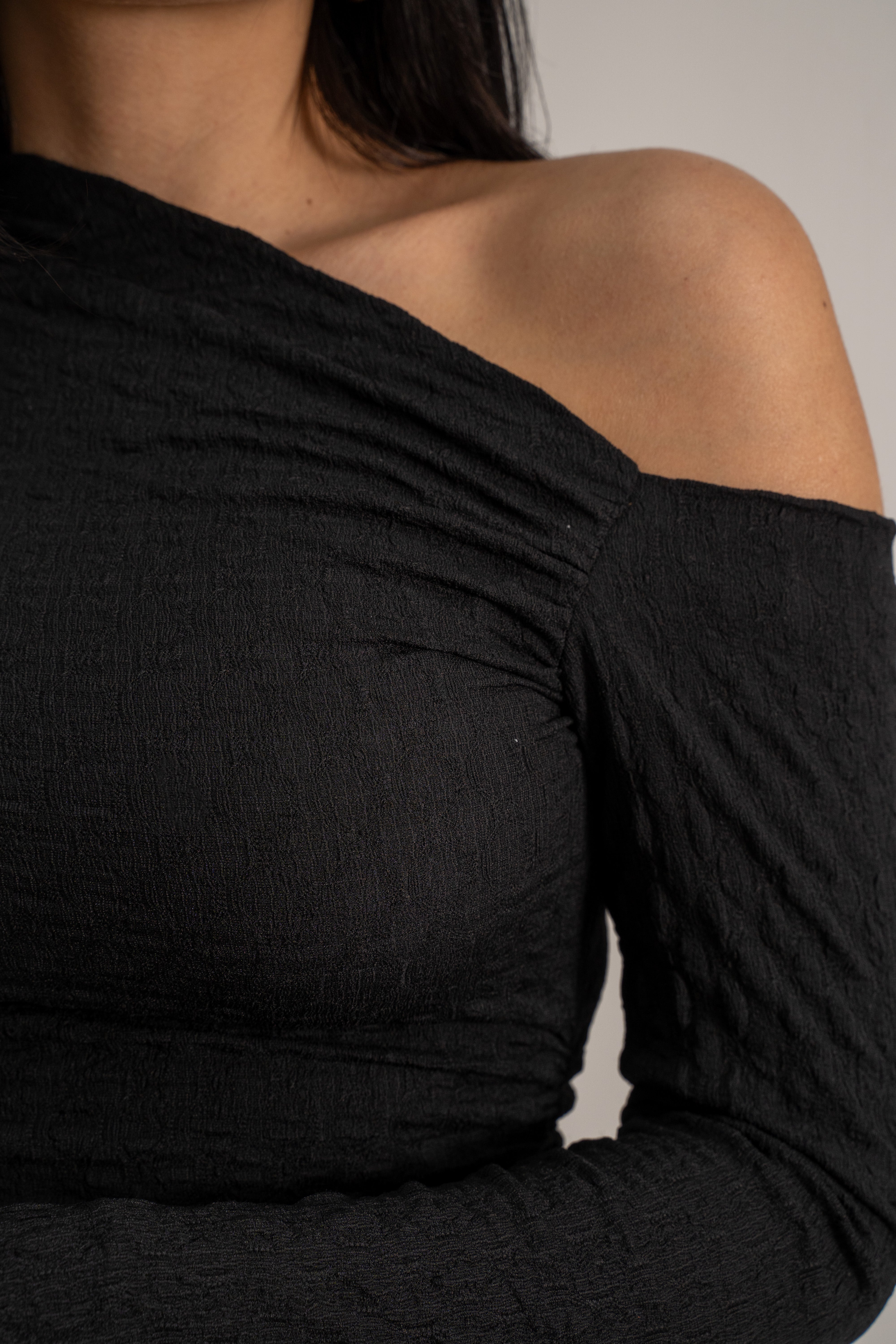 Maglia Scollo Asimmetrico Ester