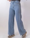 Jeans Palazzo Con Borchie