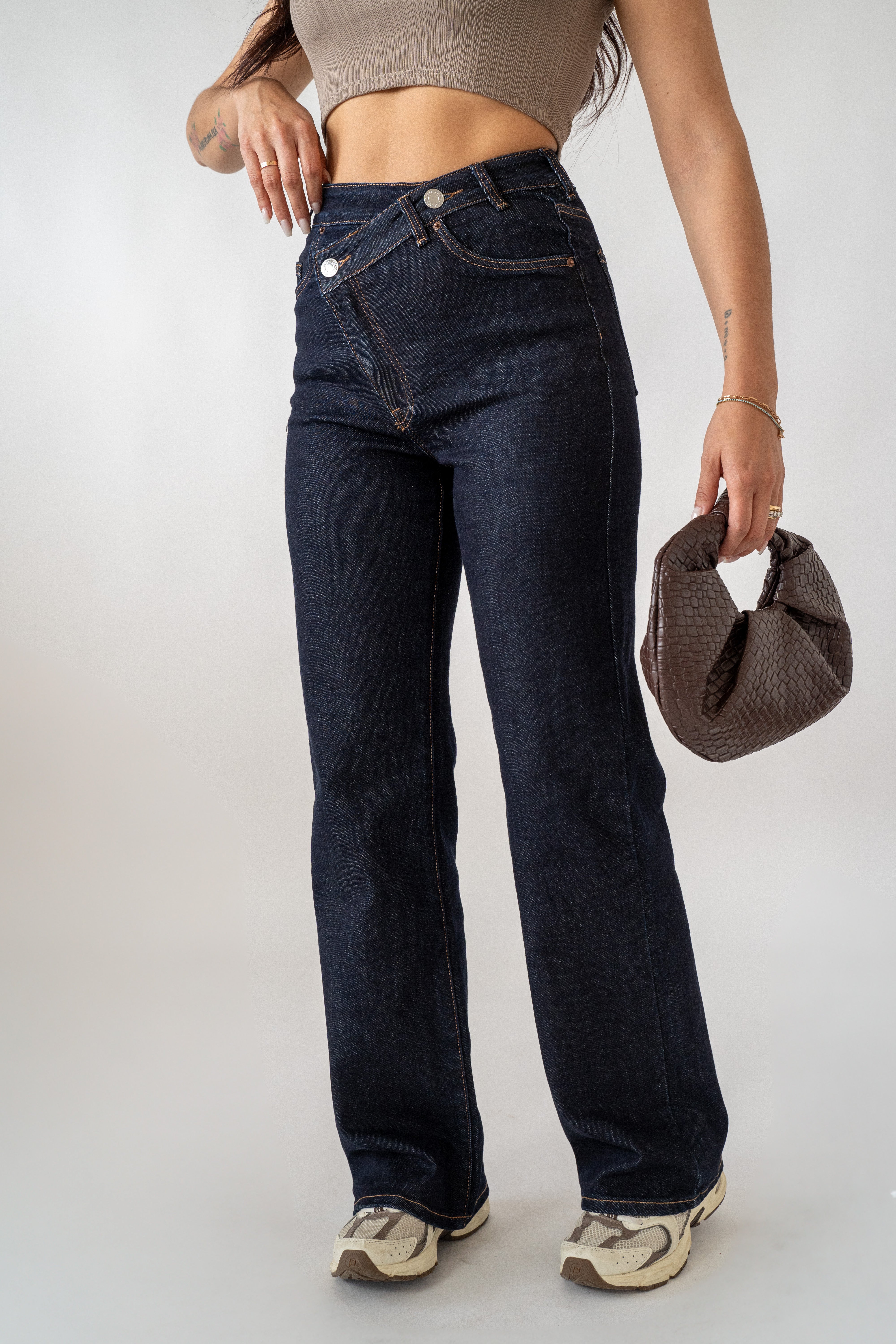 Jeans Wide Leg Con Abbottonatura Trasversale