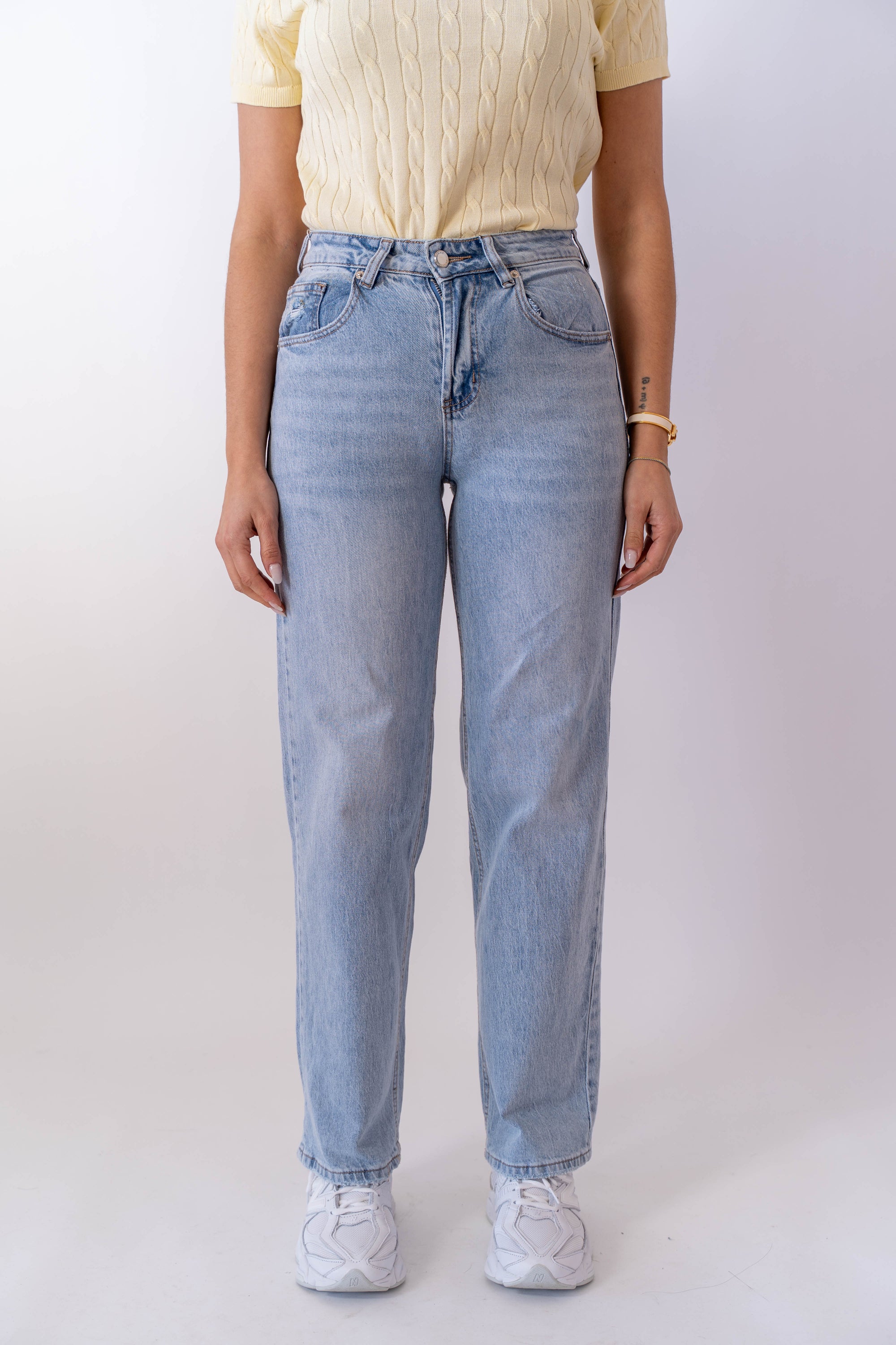Jeans Con Tasca In Strass - Stylish Moda