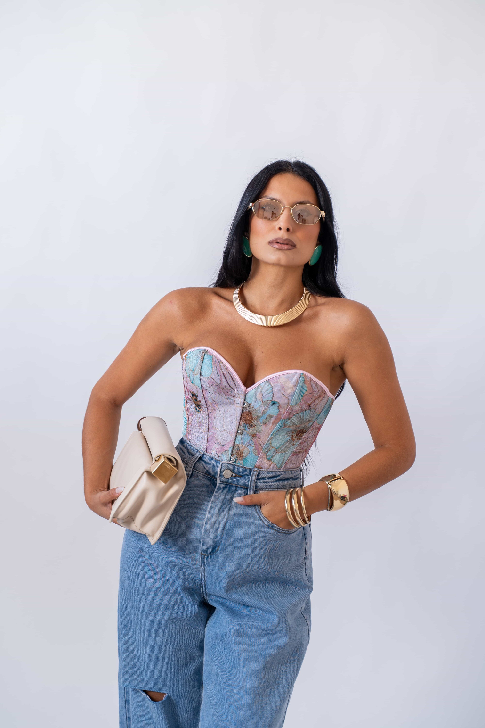 Bustier Asia