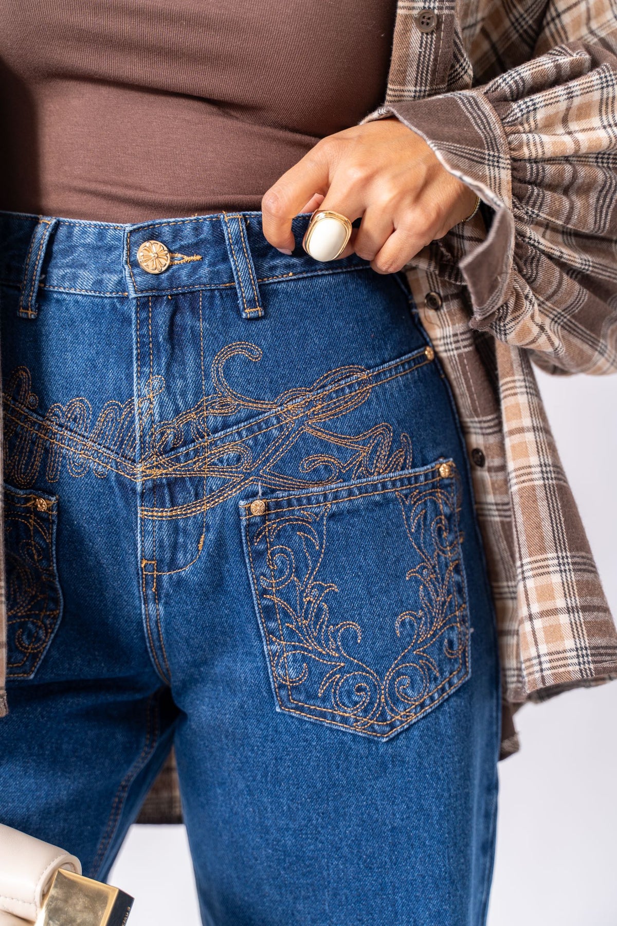 Jeans Ballon Con Ricamo