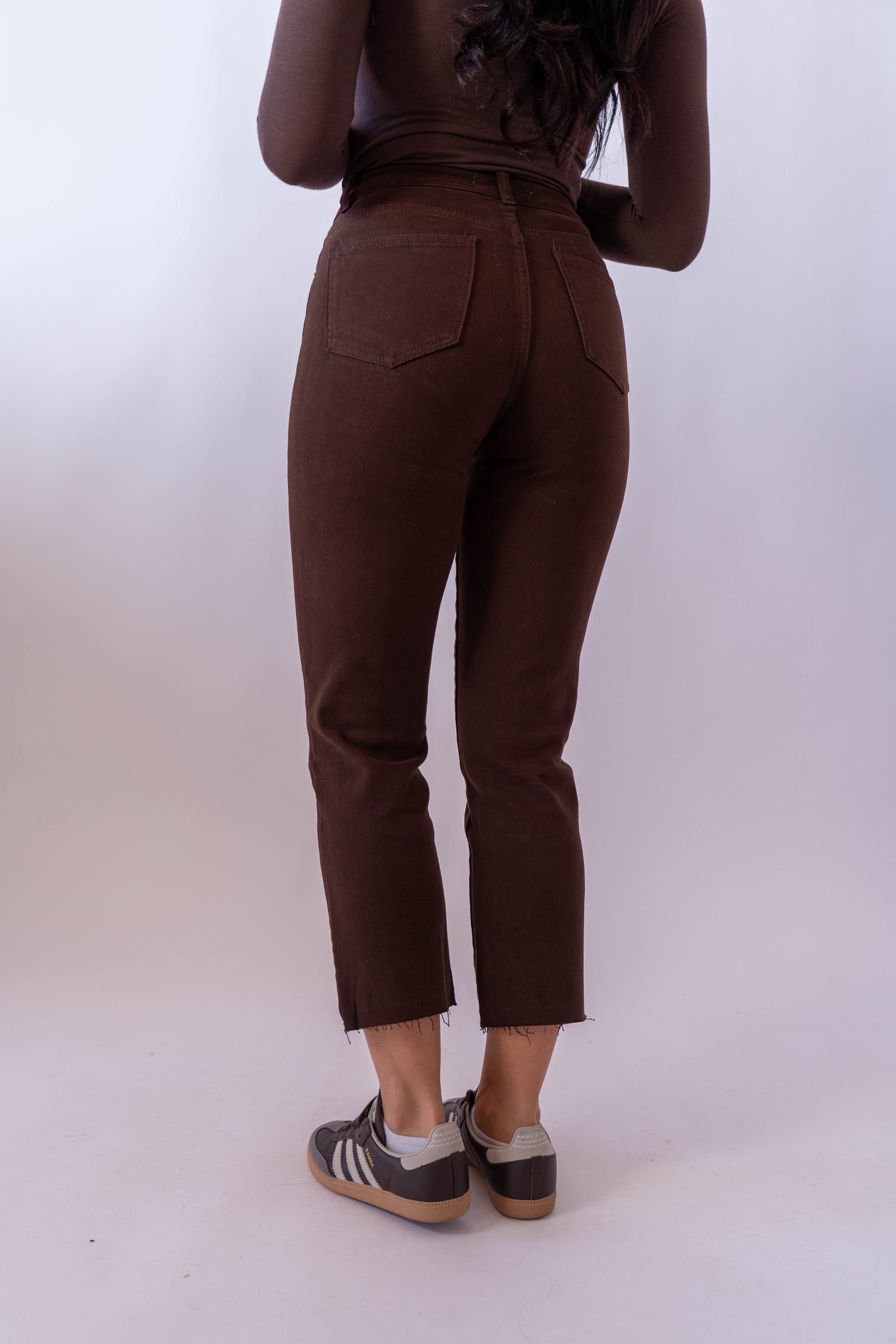 Jeans Mom Brown