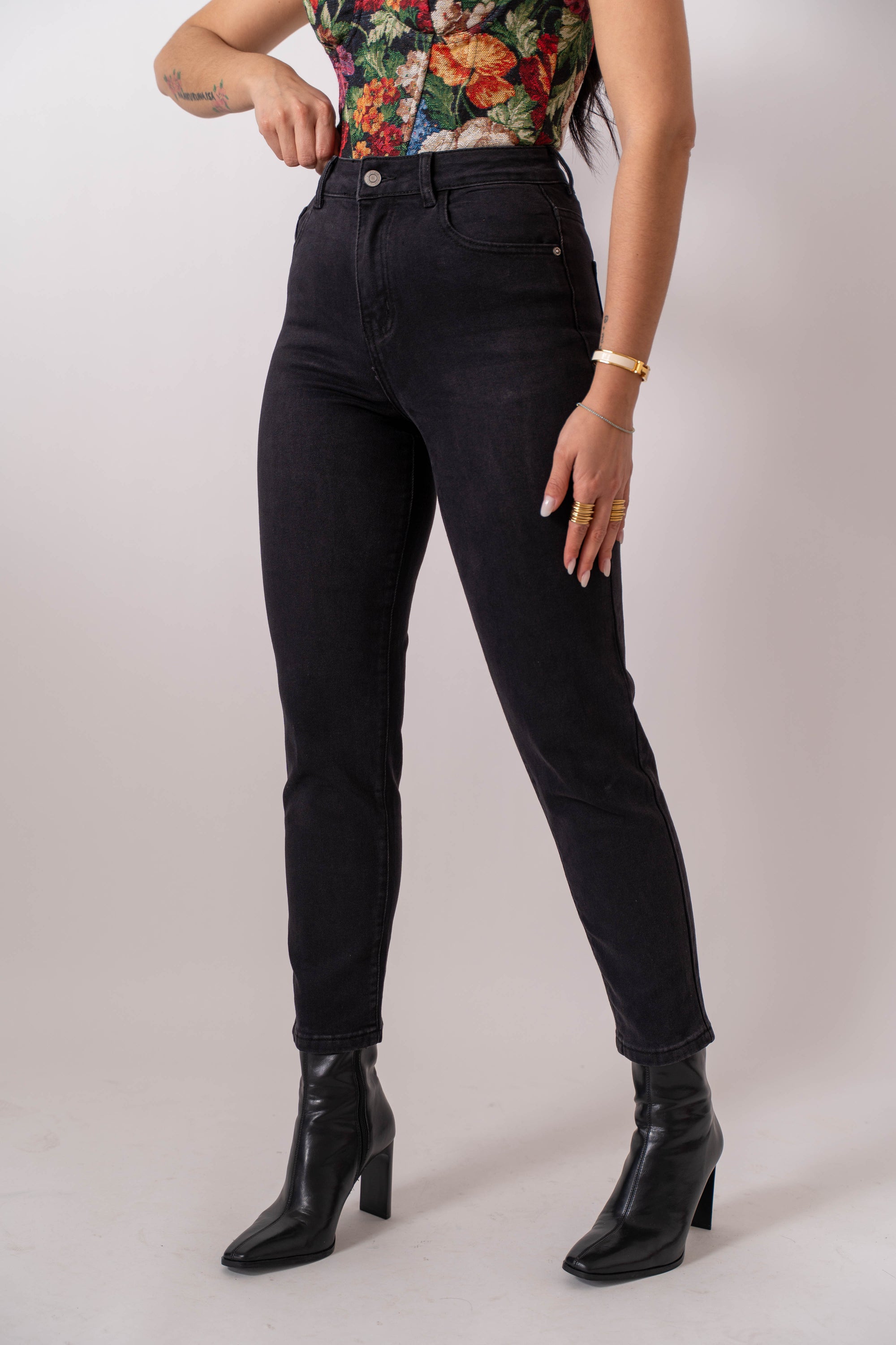 Jeans Mom Fit - Stylish Moda