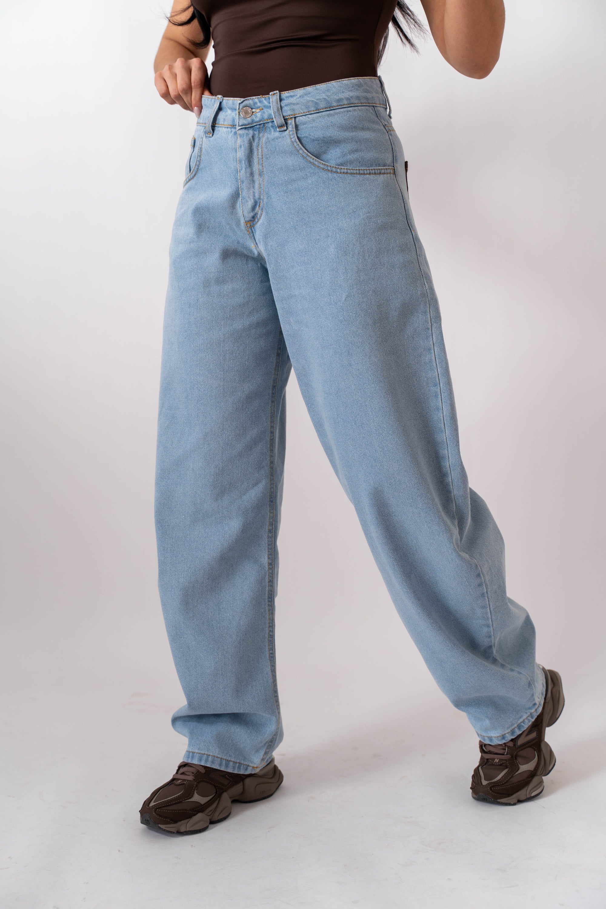 Jeans Con Tasche Marroni - Stylish Moda