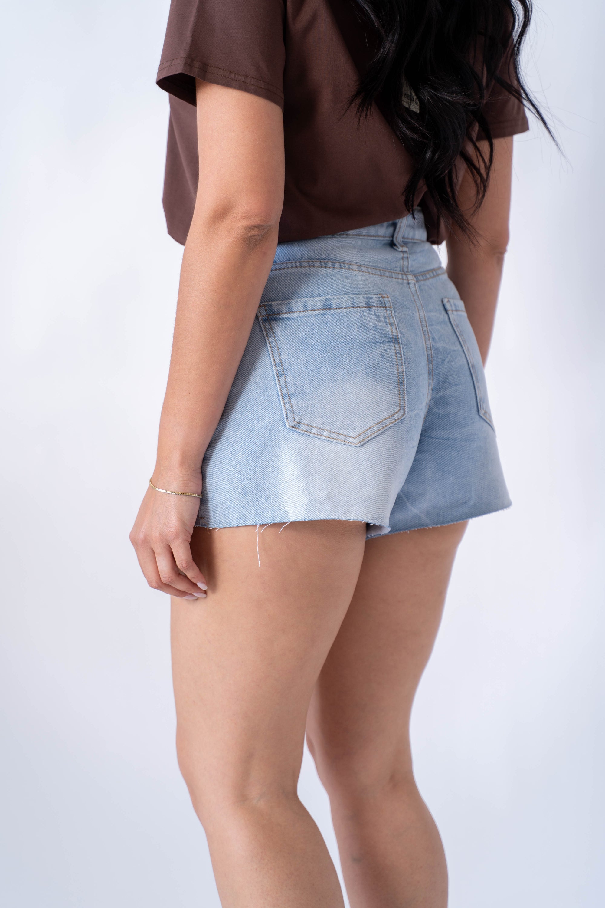 Shorts Taglio Vivo