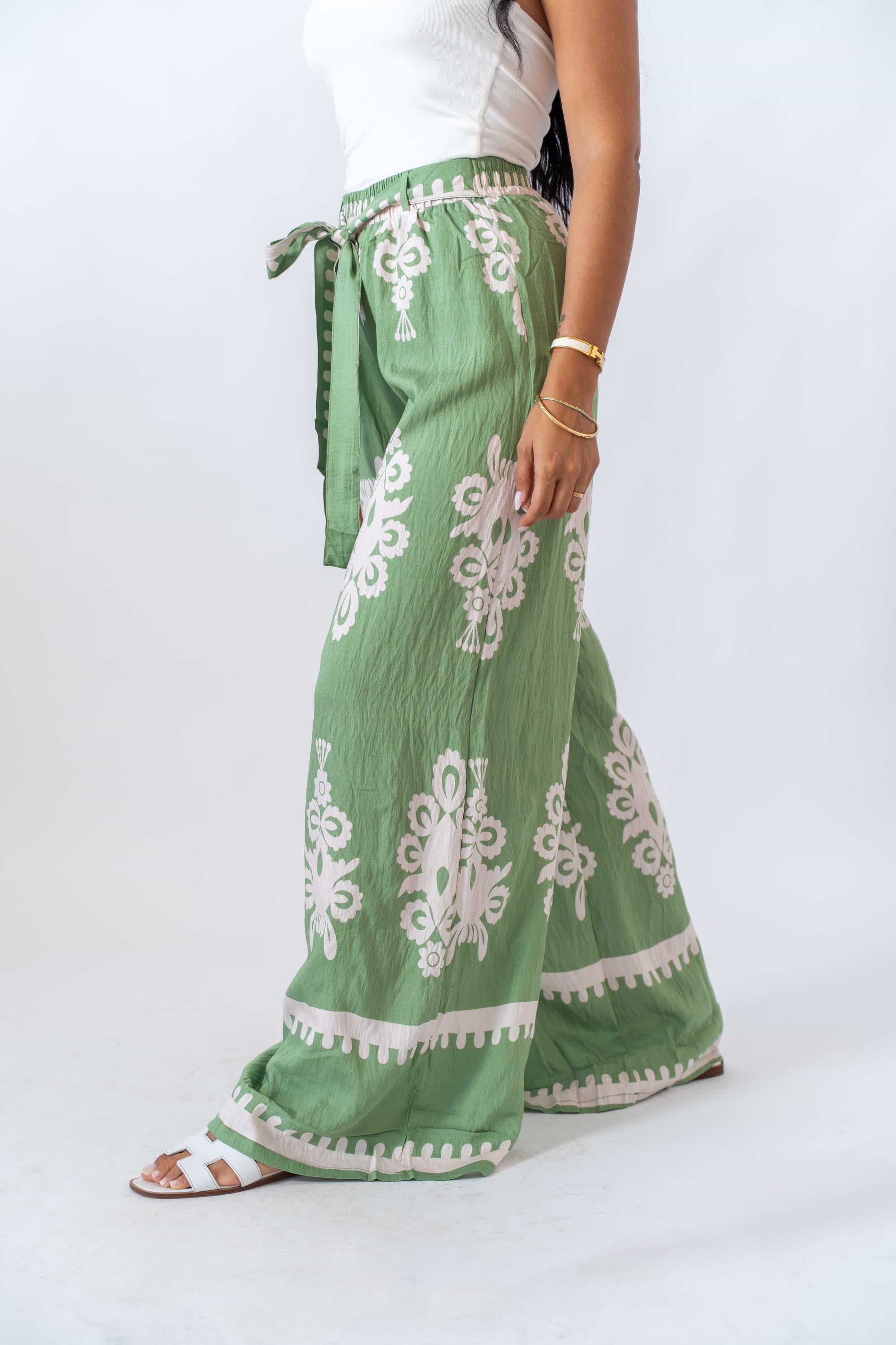 Pantalone Greece
