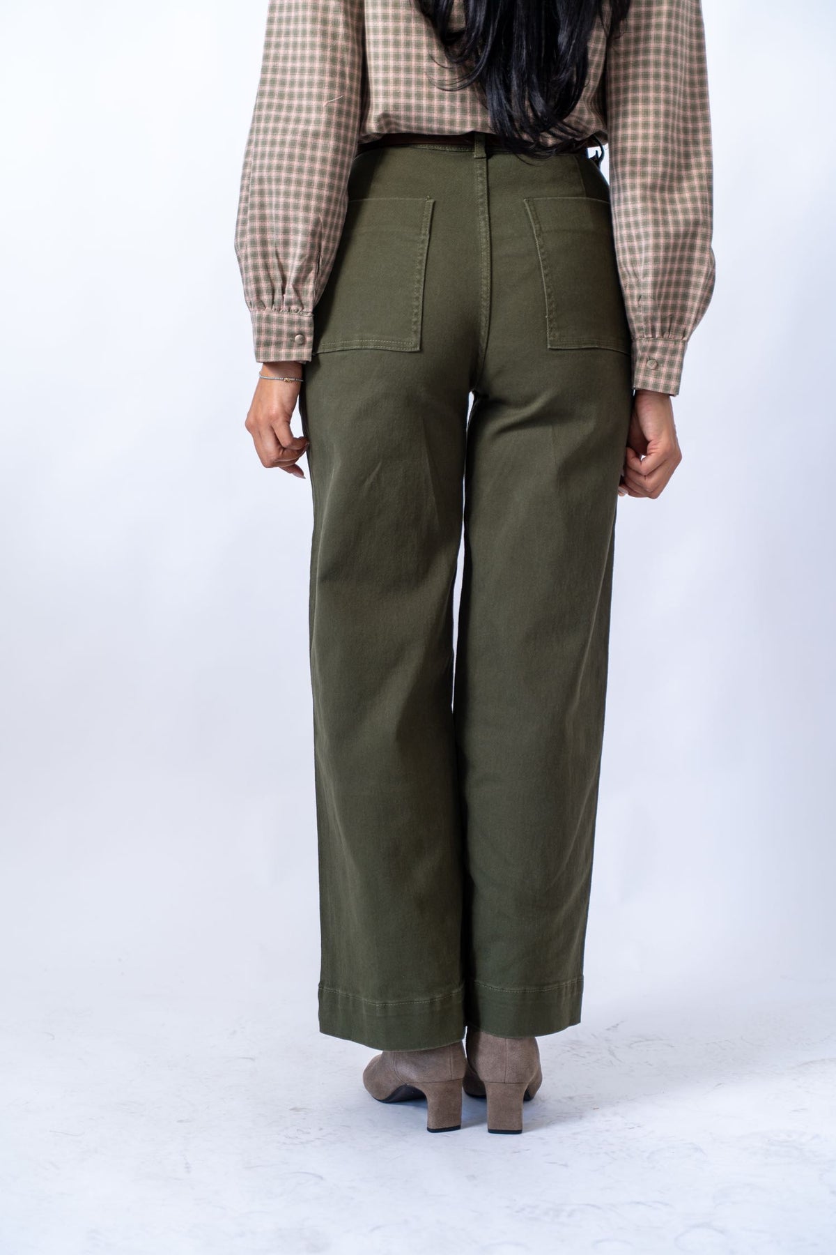 Jeans Gamba Larga Con Cintura