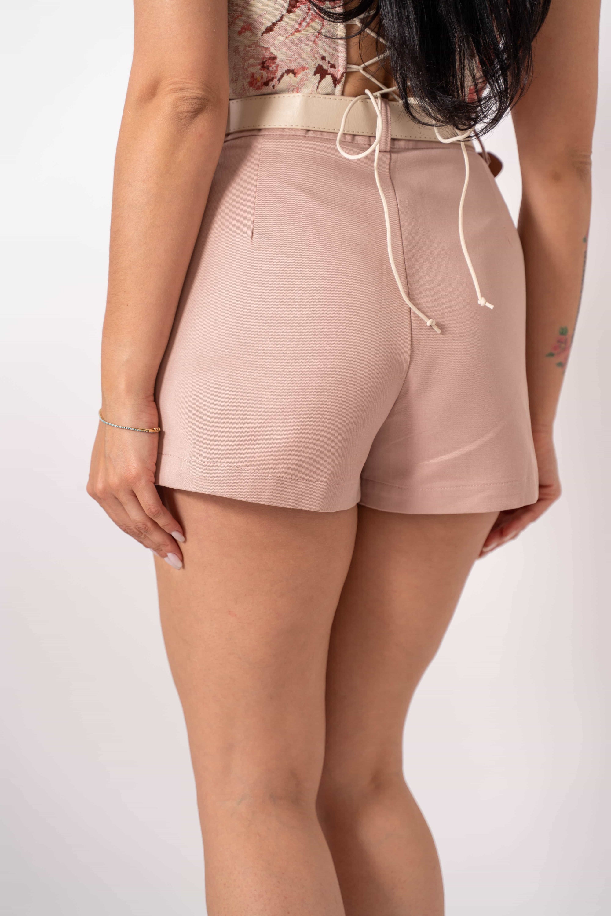 Shorts Con Cintura
