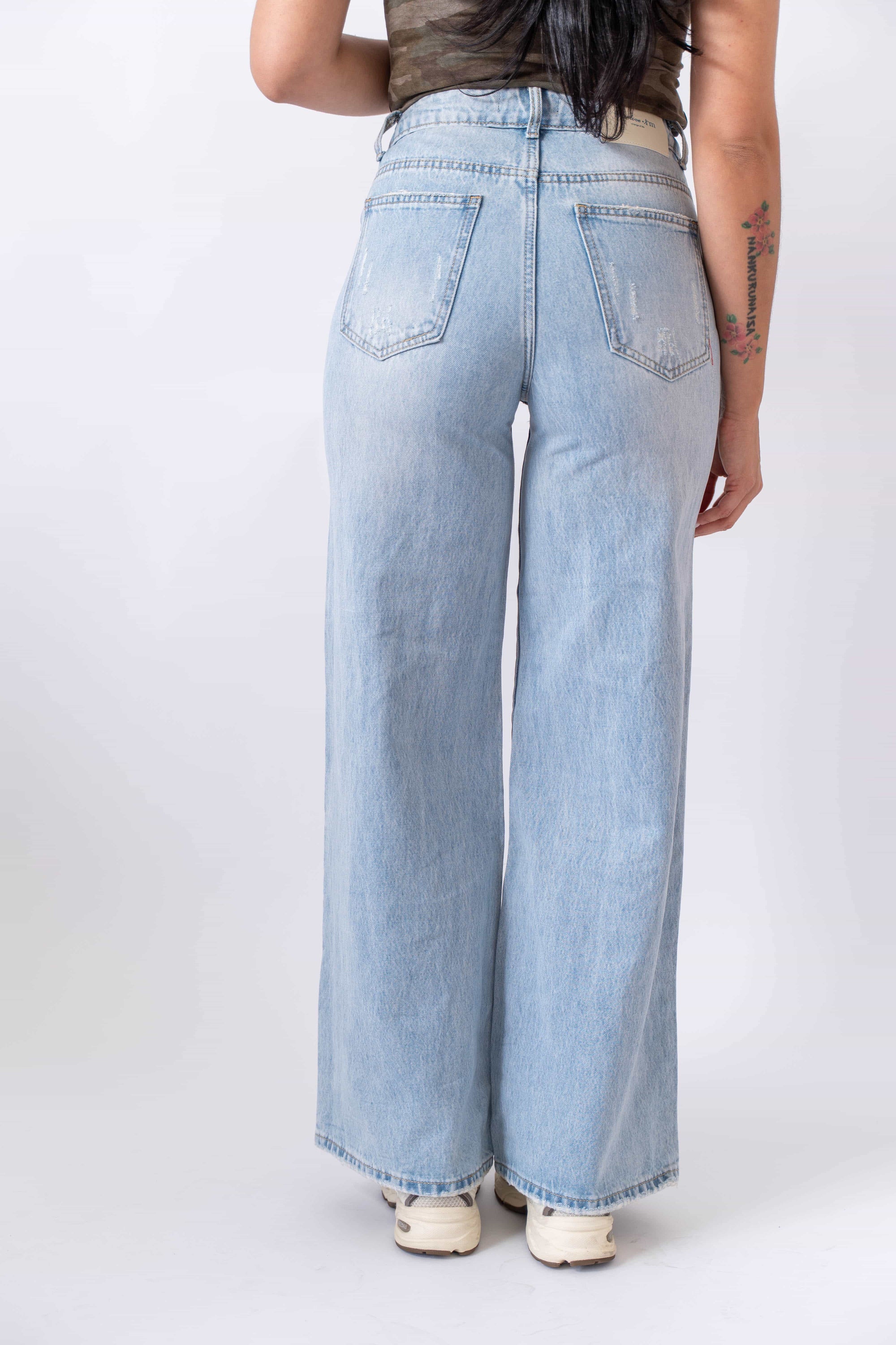 Jeans Con Rotture - Stylish Moda