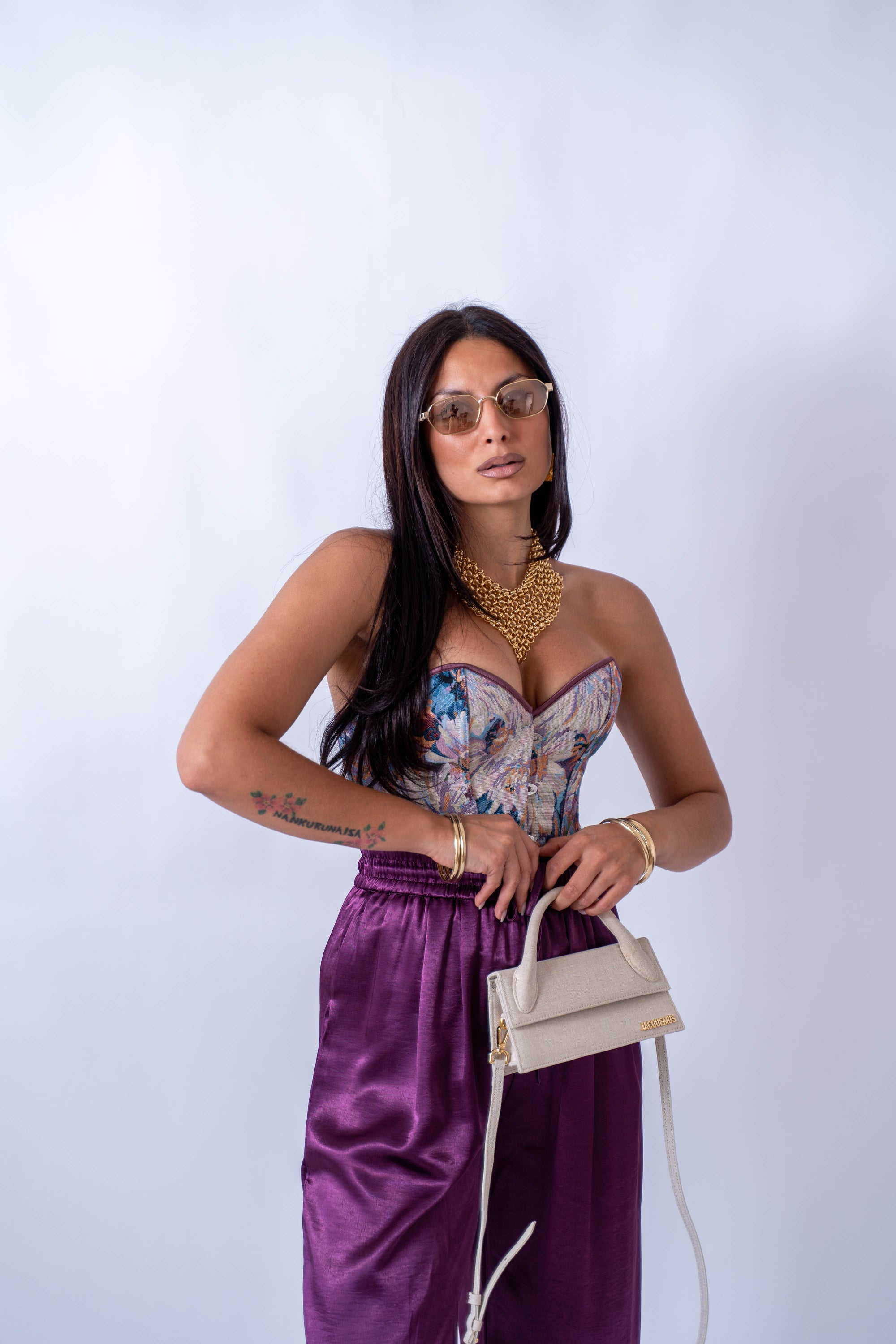 Bustier Asia