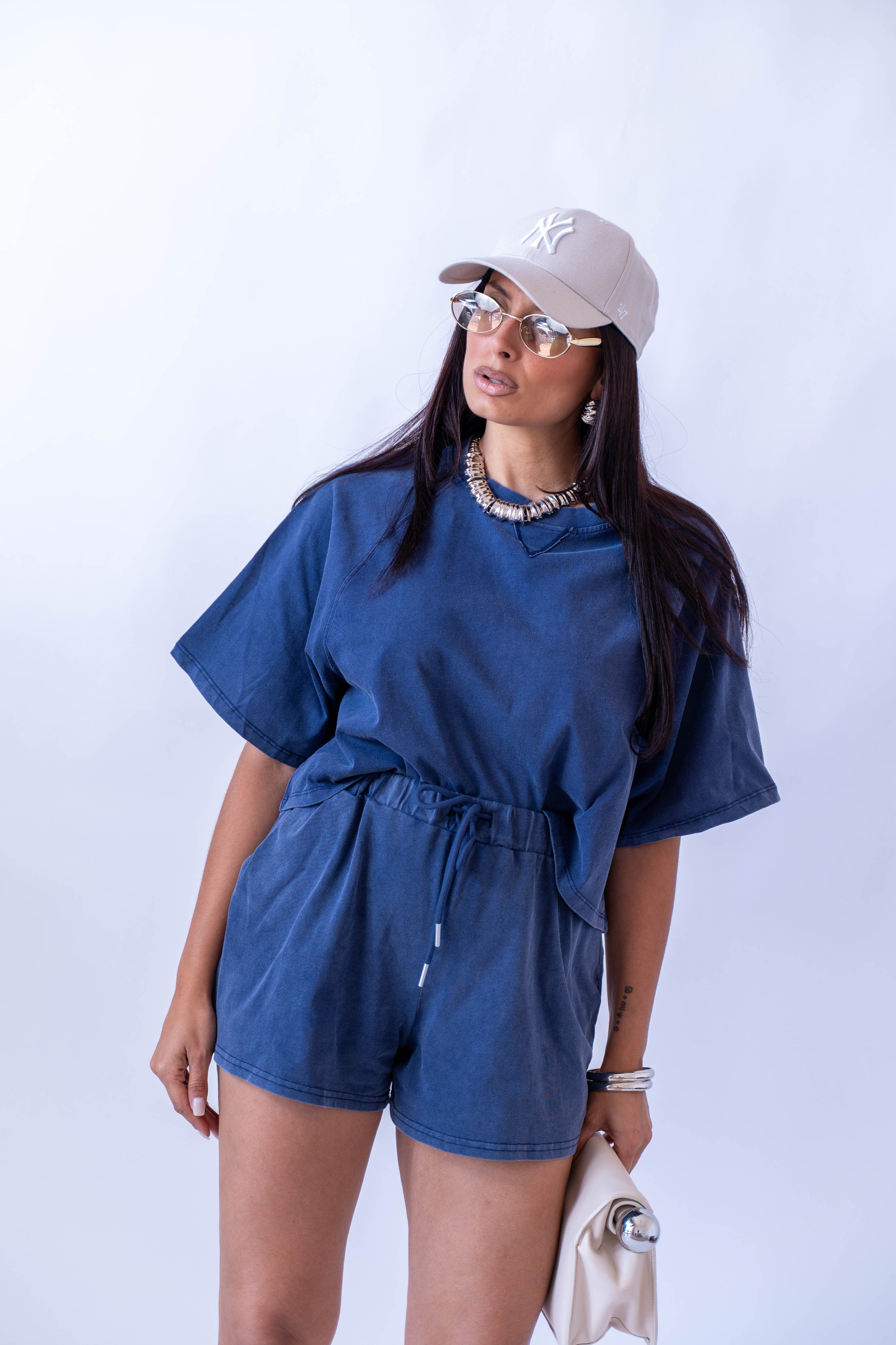 Coordinato Maglia Crop E Shorts