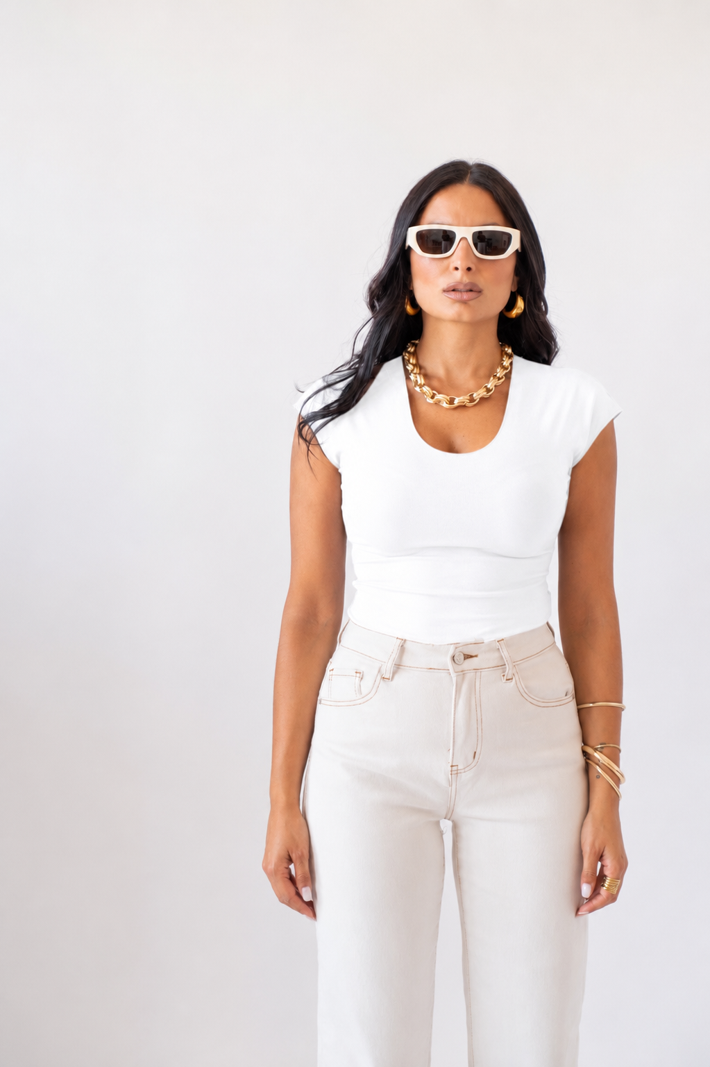 T-shirt scollo A V